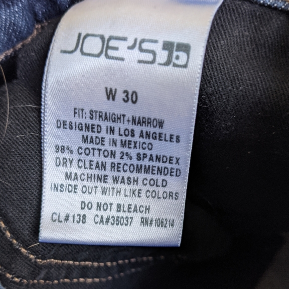 Joe's Straight and Narrow Jeans - Picture 4 of 5